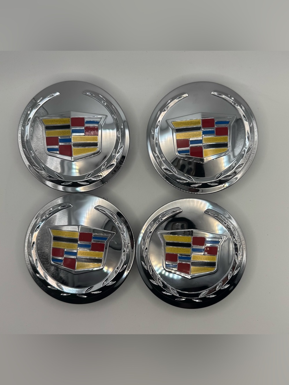 4 OEM Cadillac Escalade Chrome Wheel Center Caps GM 9595891